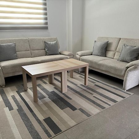 Appartement Bes,, F2 Renove Confort Avec Entree Independante 怀顿黑姆 外观 照片