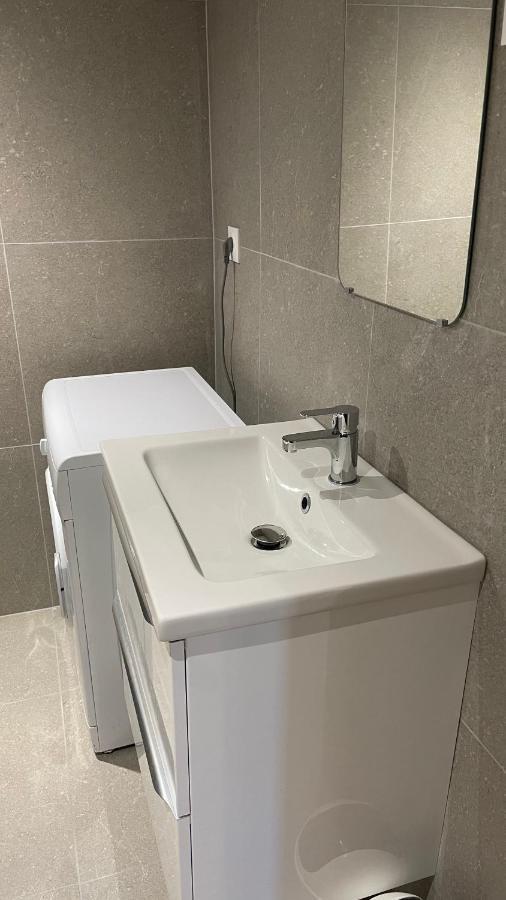 Appartement Bes,, F2 Renove Confort Avec Entree Independante 怀顿黑姆 外观 照片