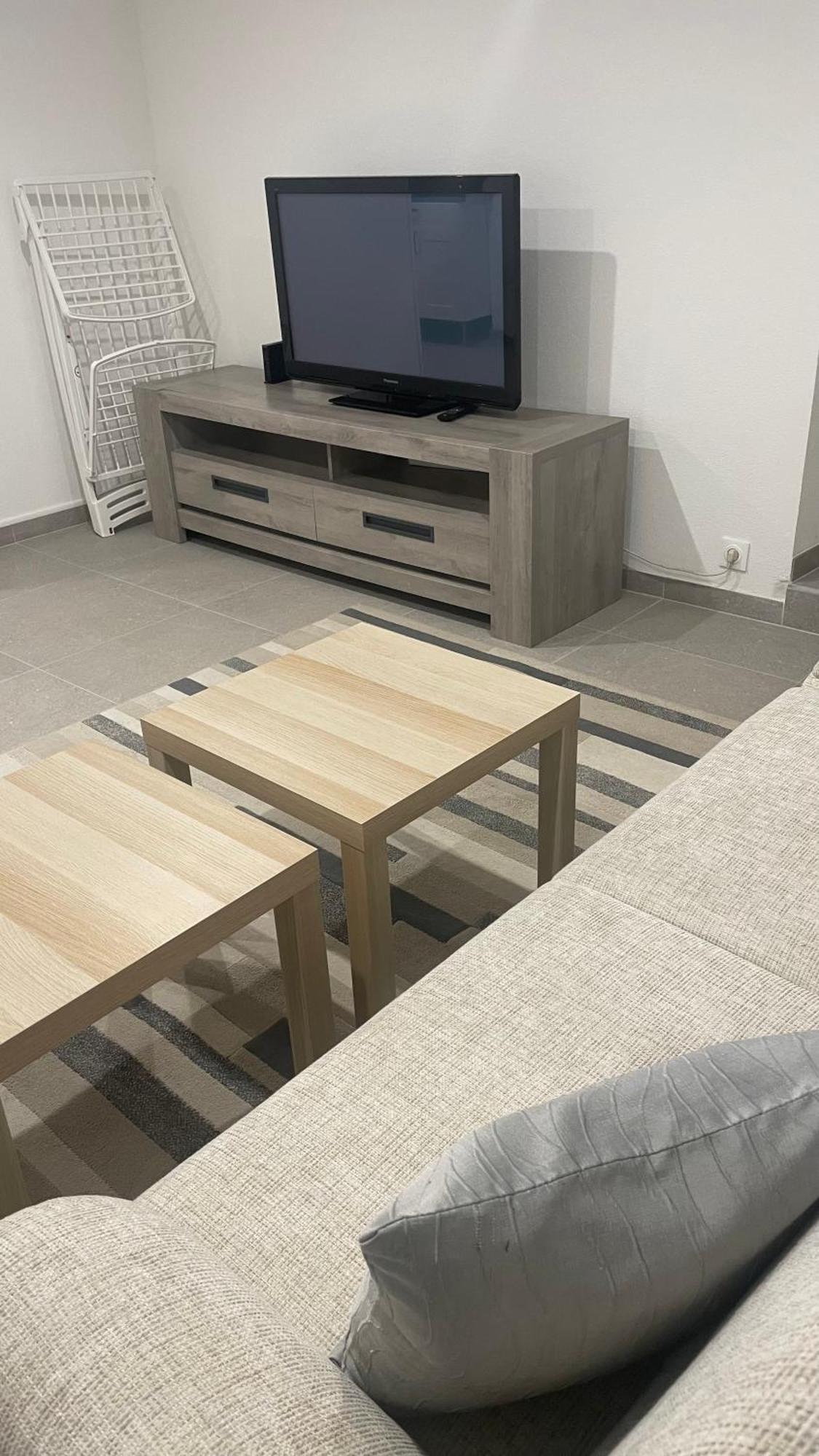 Appartement Bes,, F2 Renove Confort Avec Entree Independante 怀顿黑姆 外观 照片