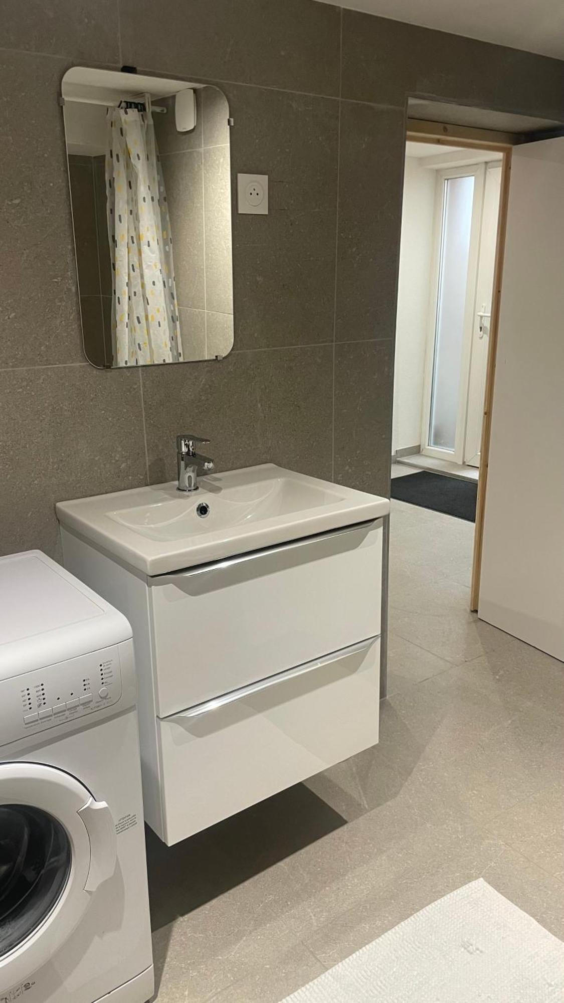 Appartement Bes,, F2 Renove Confort Avec Entree Independante 怀顿黑姆 外观 照片