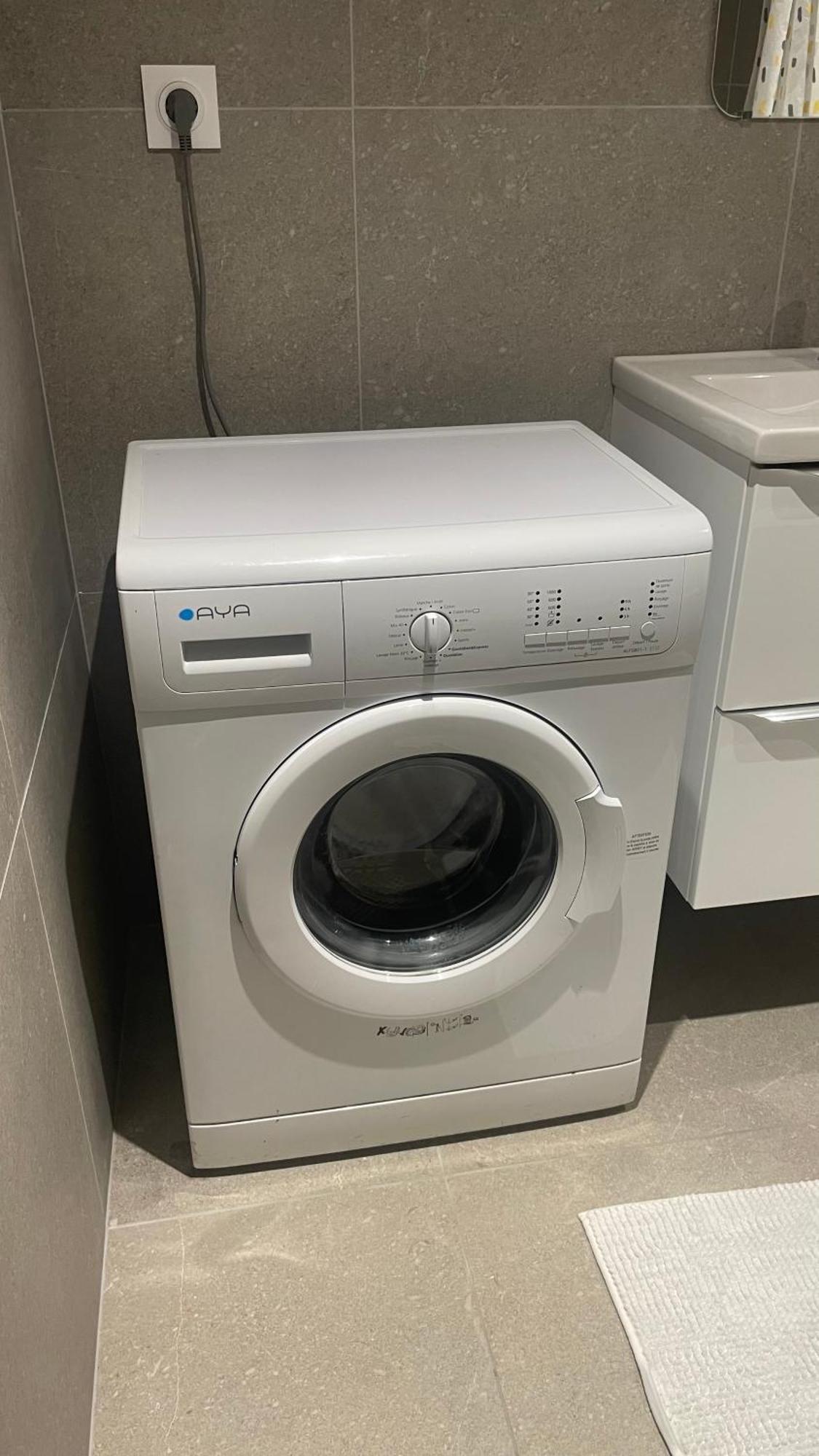 Appartement Bes,, F2 Renove Confort Avec Entree Independante 怀顿黑姆 外观 照片